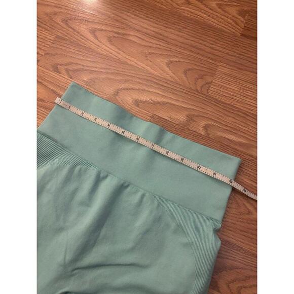 Playboy By PacSun Seamless Leggings Size Medium - Picture 9 of 10